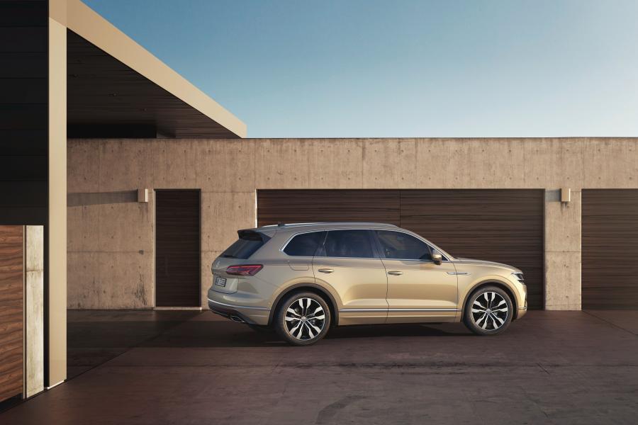  Volkswagen Touareg V6 TDI Elegance 2018 года  (WW) (фото 29 из 46)